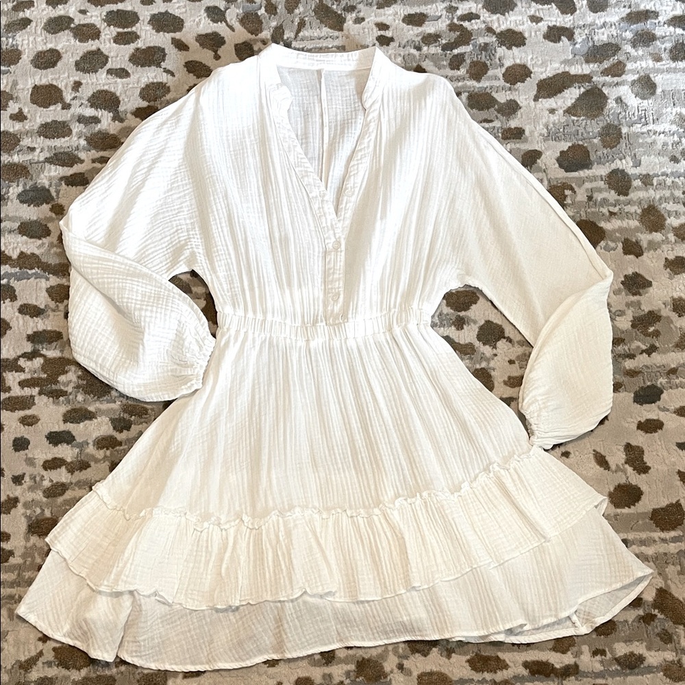 White V-Neck Ruffle Mini Dress Medium Lantern Sleeve Tiered Swing Cotton - Picture 13 of 14